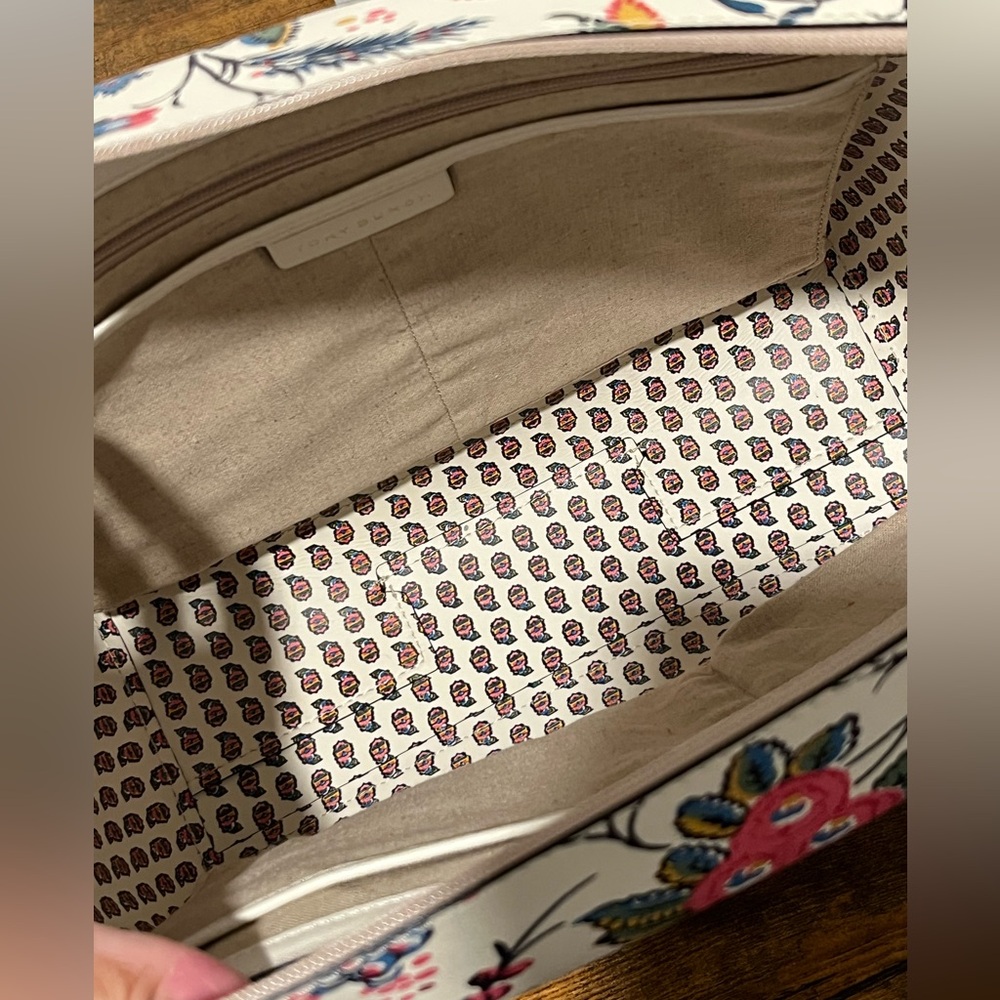 Tory Burch Parker Floral Cream Tote Bag - Picture 6 of 6